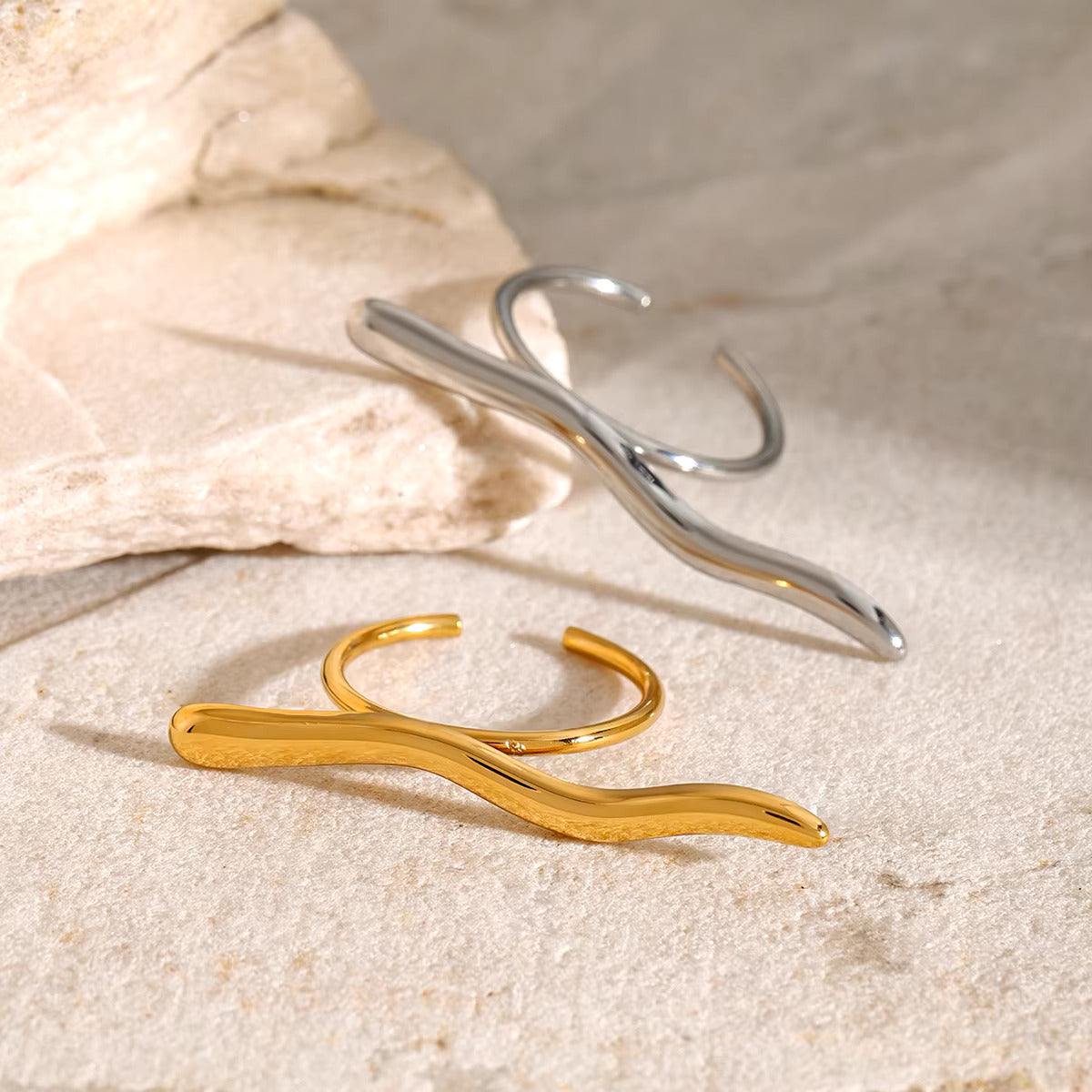 Stainless Steel Minimalist Rings 18k Gold & Silver Color Waterproof
