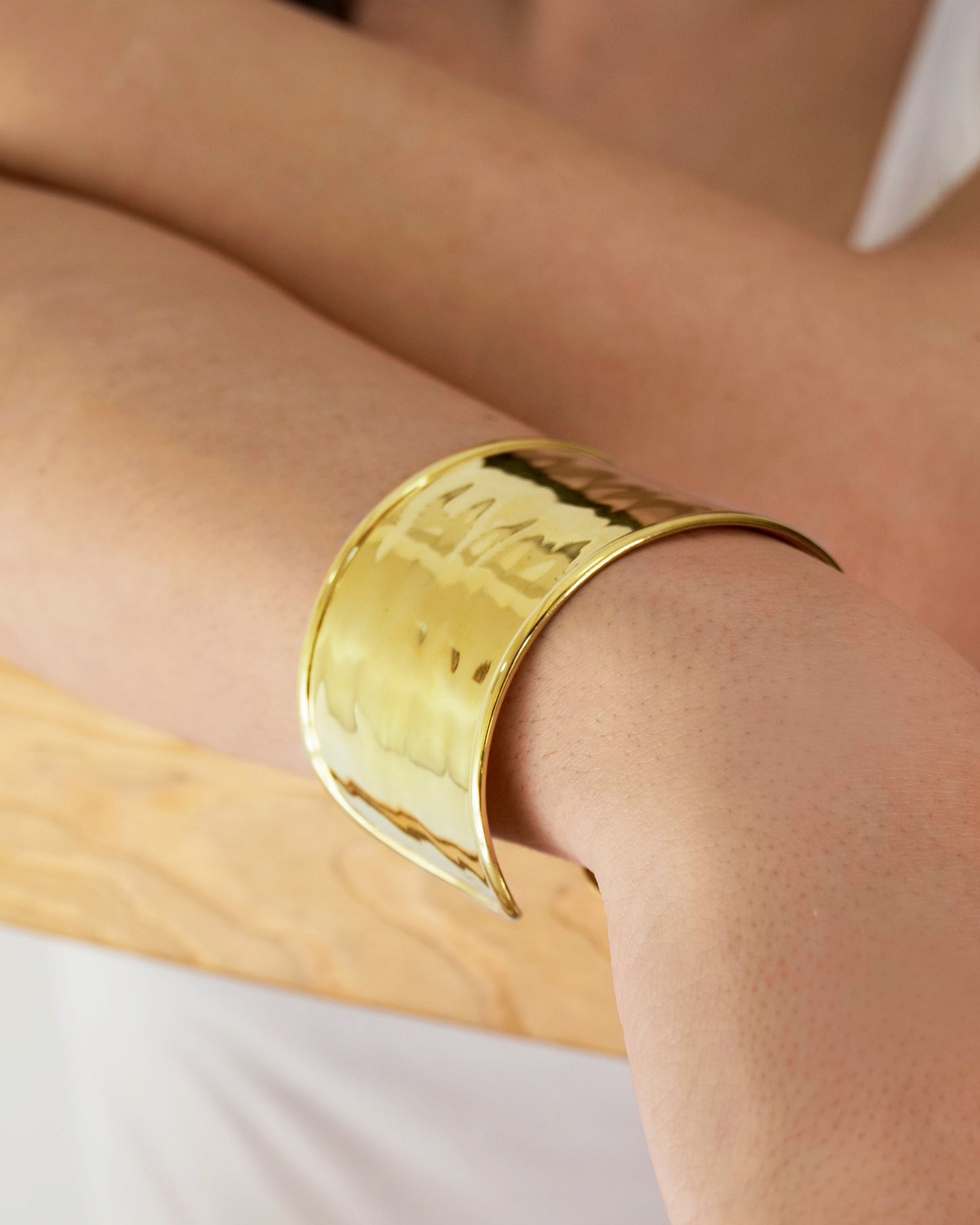 Waterproof 18K PVD Gold Plated Stainless Steel Metal Wide Cuff Bracelet Bangles Jewelry