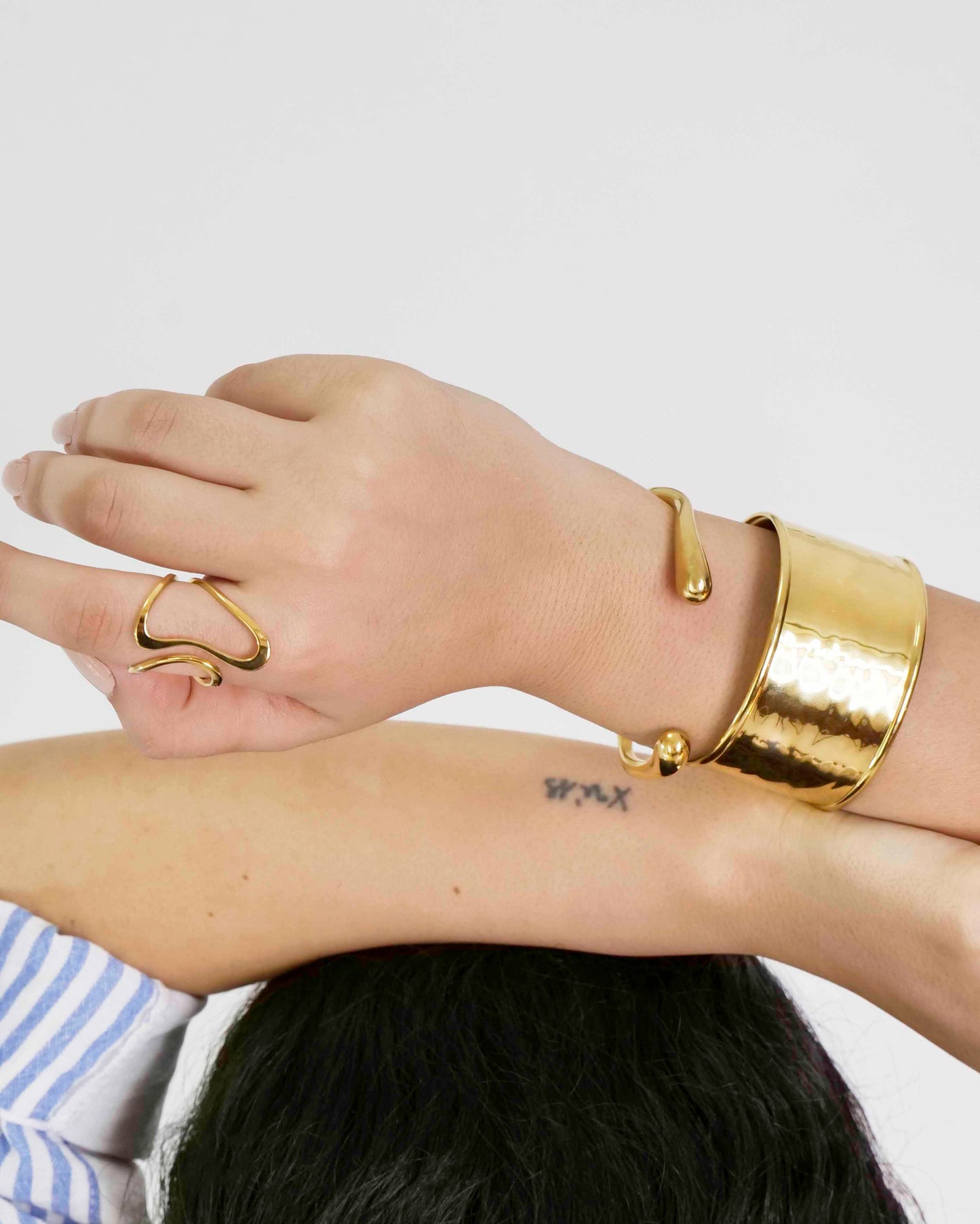 Waterproof 18K PVD Gold Plated Stainless Steel Metal Wide & Slim Cuff Bracelet Bangles Jewelry