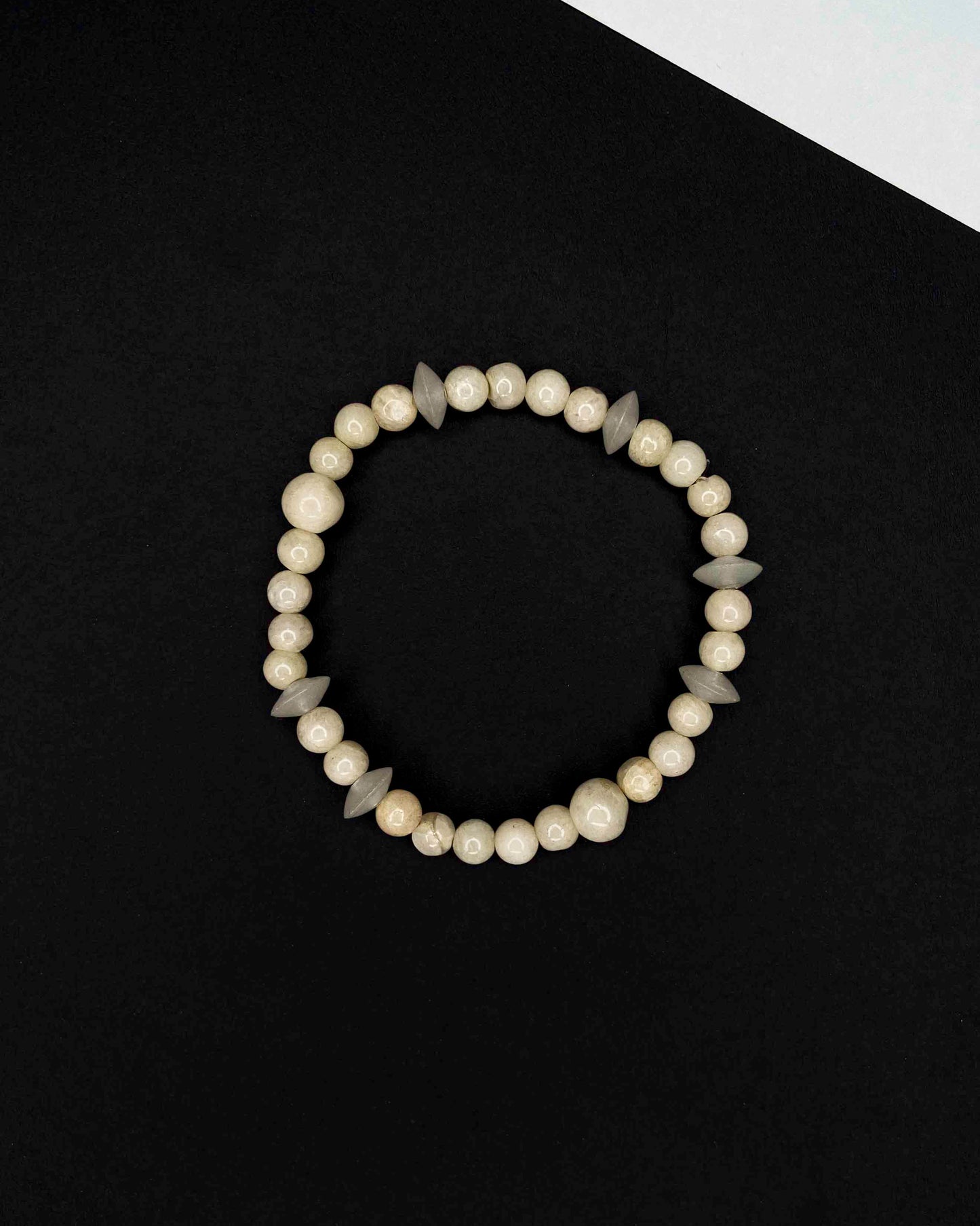 Handcrafted beaded beige citrine bracelet.