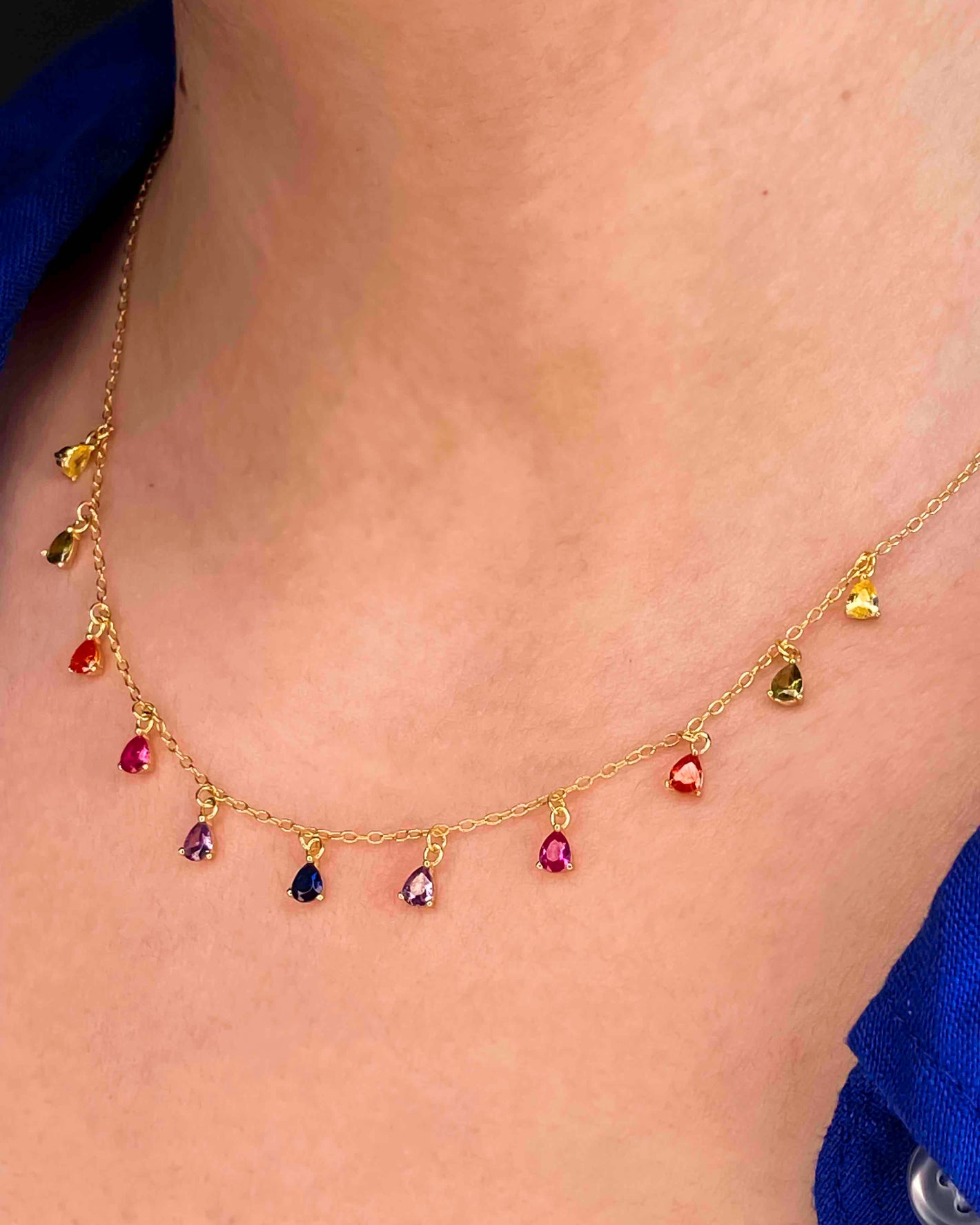 925 gold-plated sterling silver chain necklace with multicolored zirconia stones.
