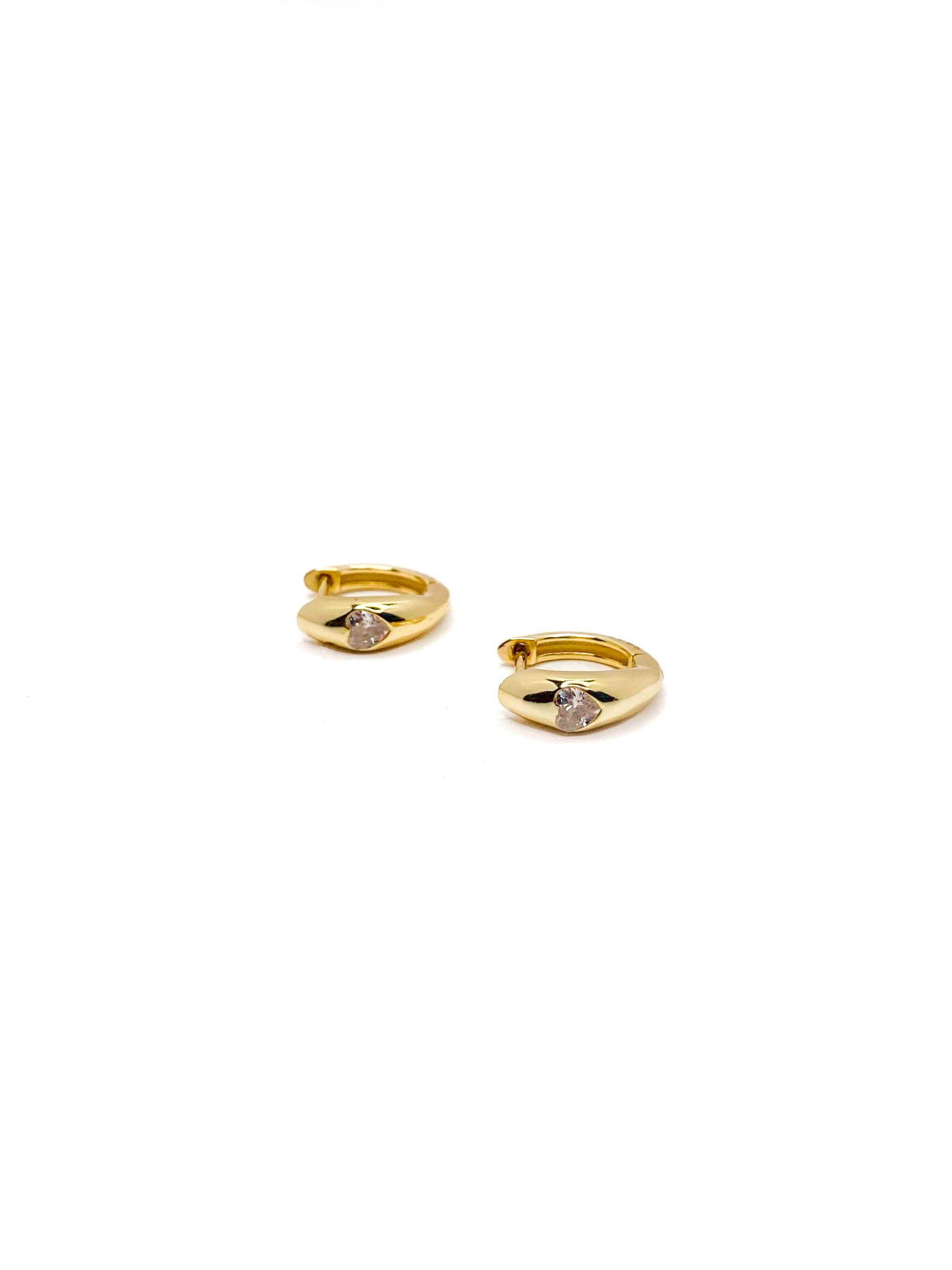 Gold-plated sterling silver hoop earrings with heart-shaped zircon stone.